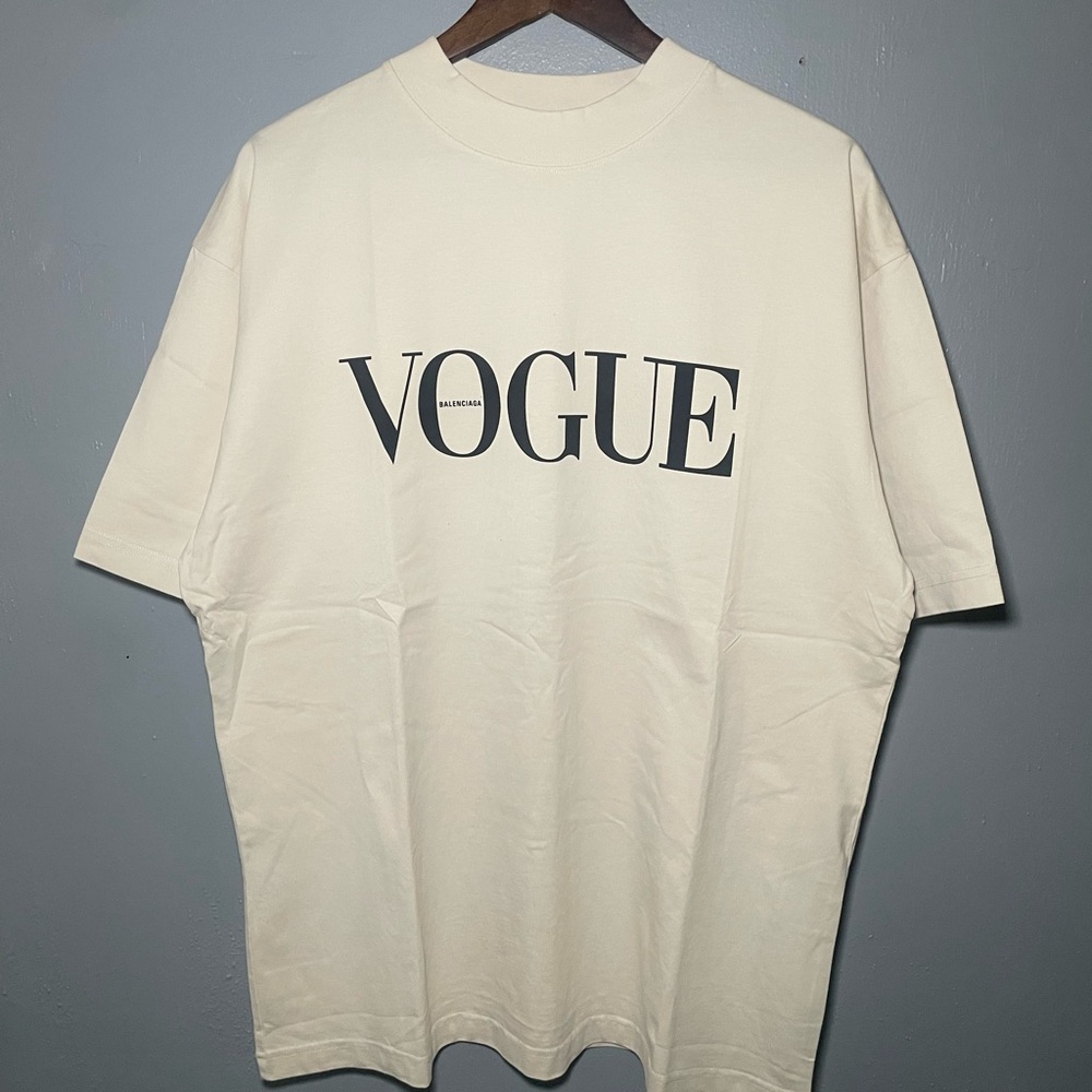 Balenciaga x Vogue T-Shirt Beige Size M Oversized Fit Designer Tee